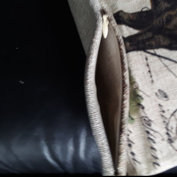 Beautiful Horse Pillow Cover - Picture 7 of 8